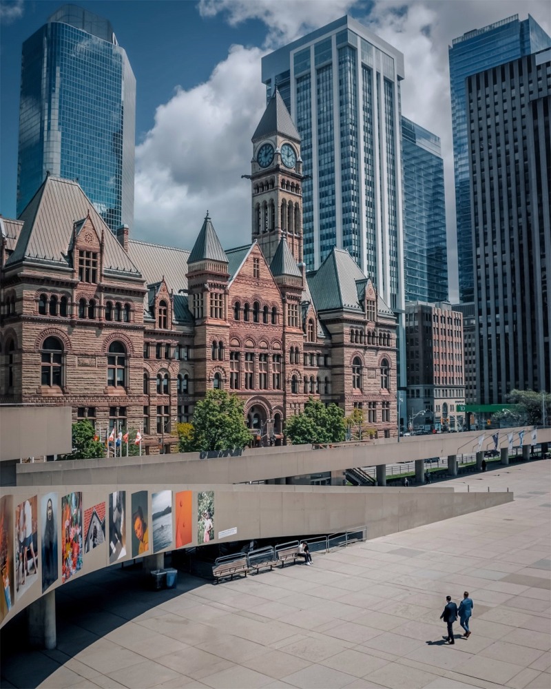 This is a photograph of the old City Hall in Nathan Phillips Square in Toronto, Ontario, Canada.
